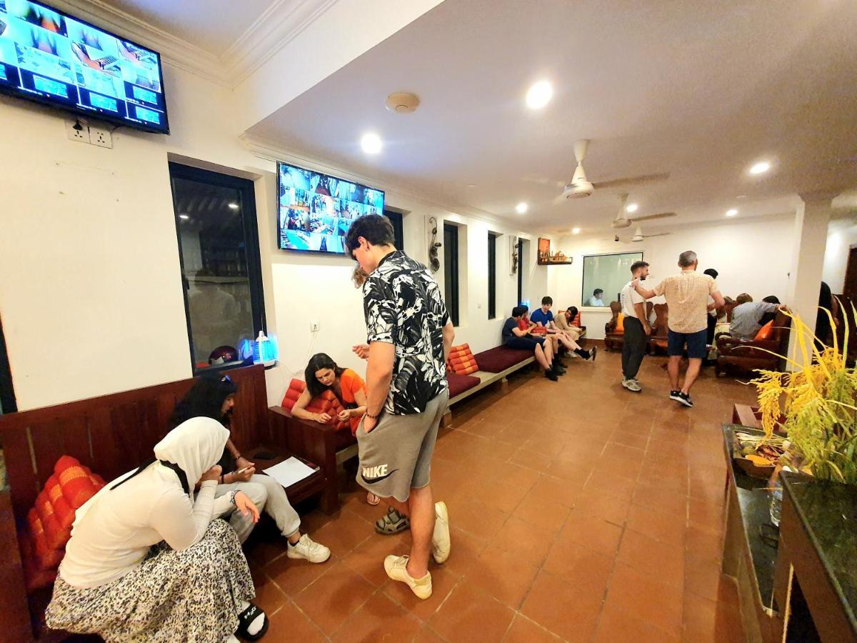 Darling Pub Hostel Siem Reap Dış mekan fotoğraf
