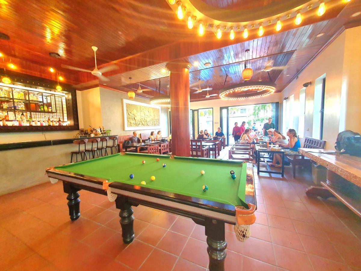 Darling Pub Hostel Siem Reap Dış mekan fotoğraf